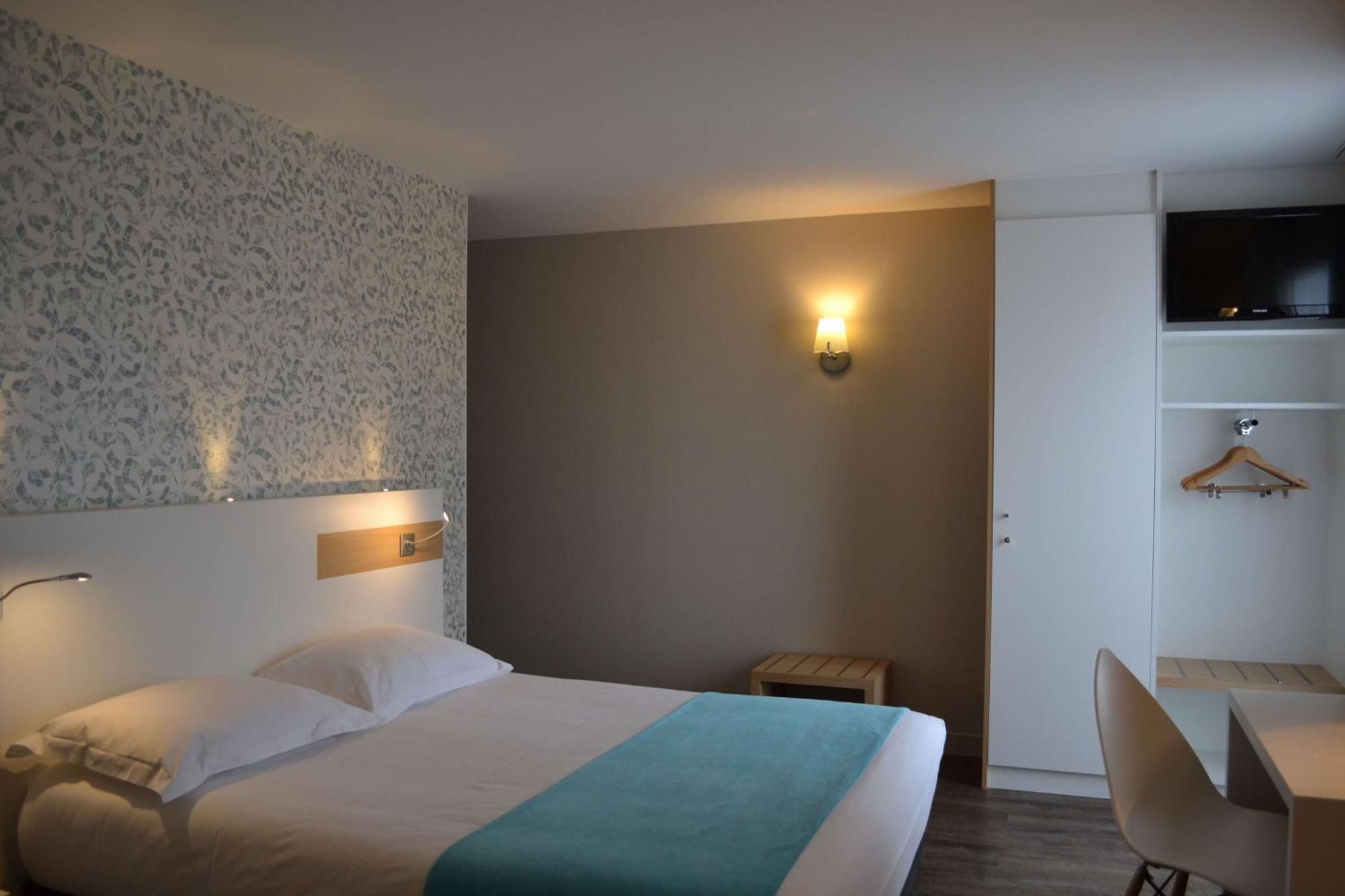 פורניק Brit Hotel Les Alizes מראה חיצוני תמונה