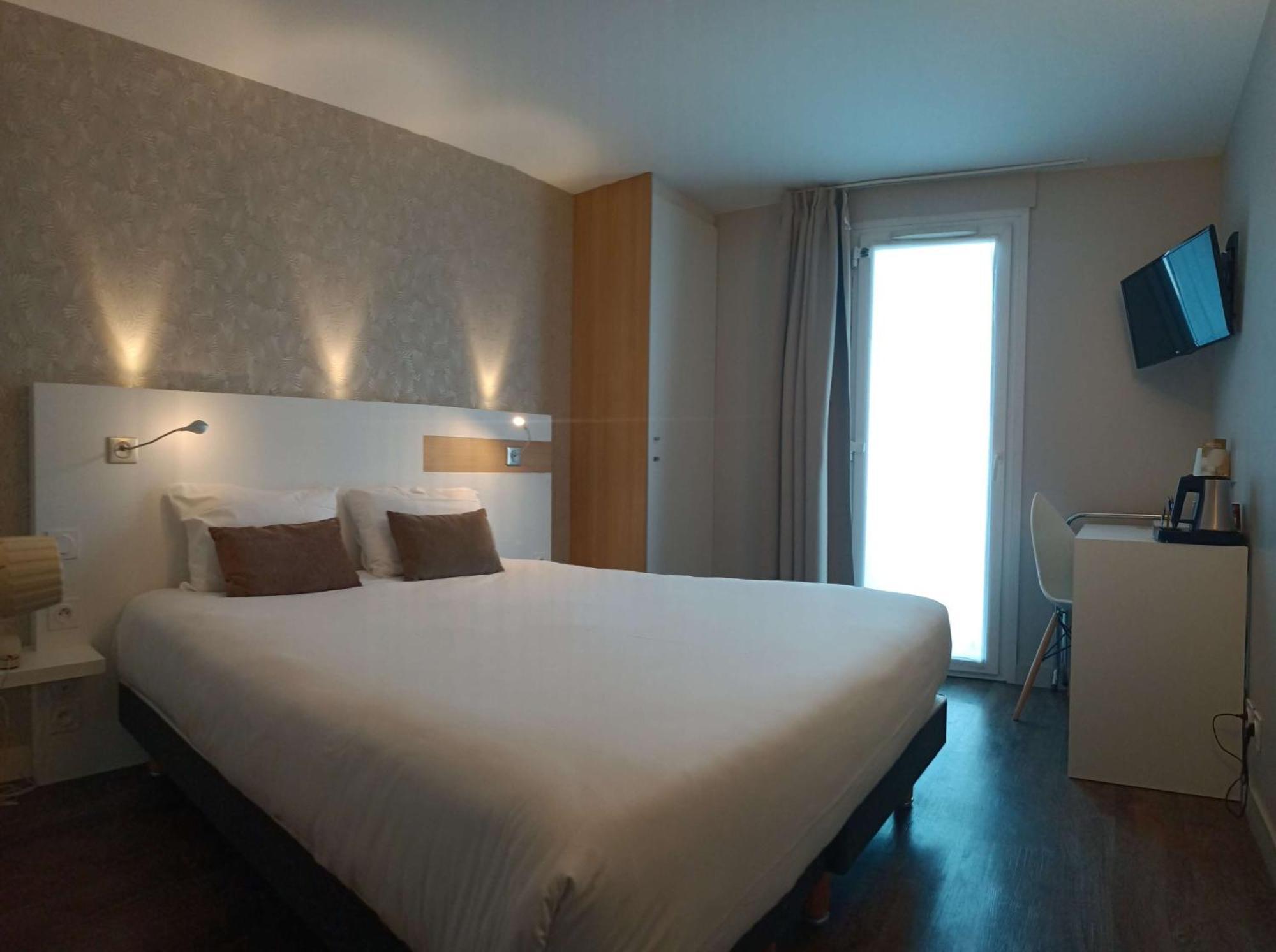 פורניק Brit Hotel Les Alizes מראה חיצוני תמונה