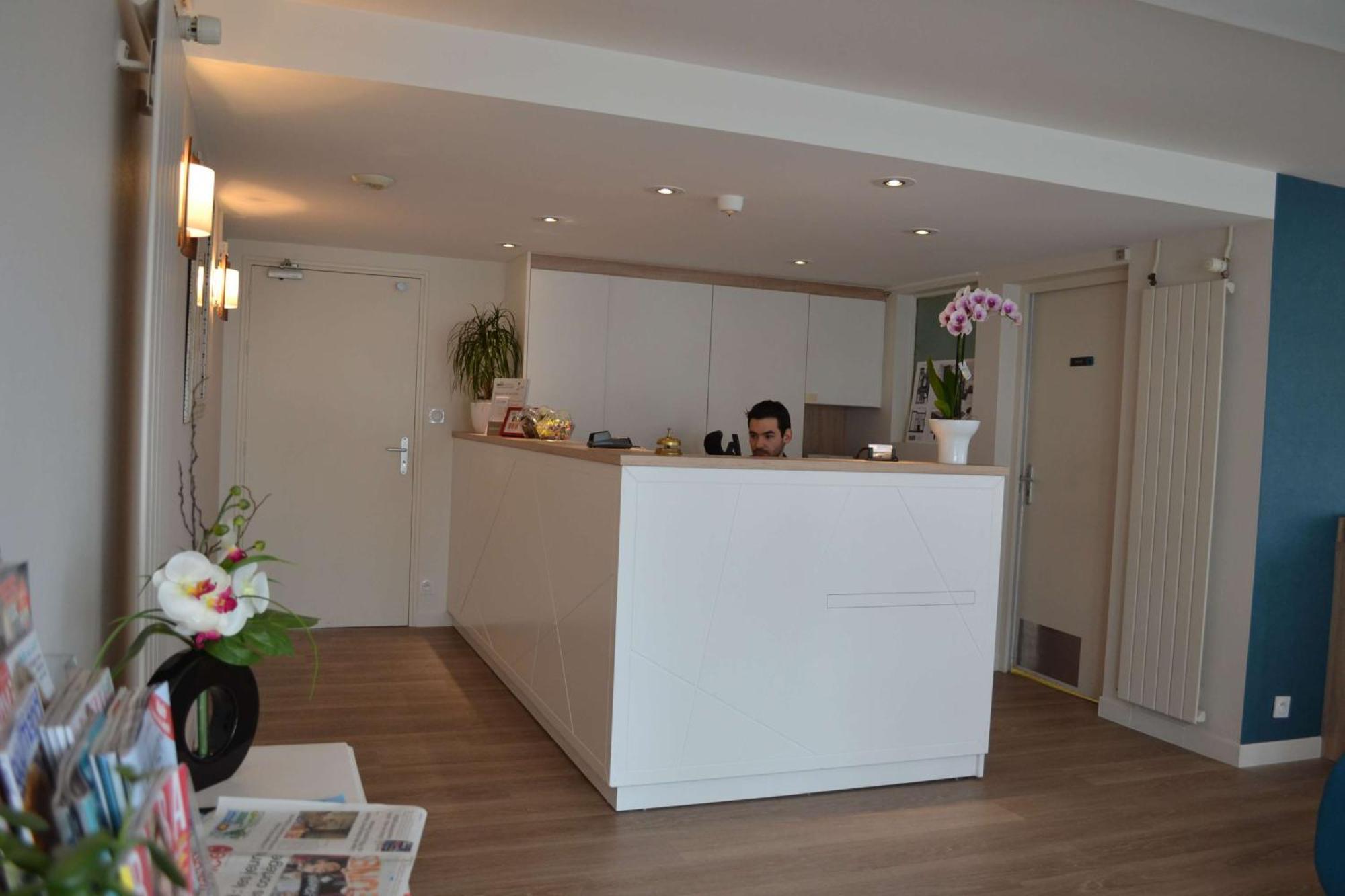 פורניק Brit Hotel Les Alizes מראה חיצוני תמונה